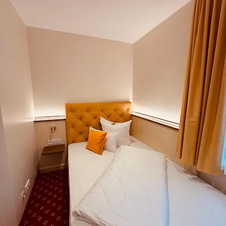 Hotel Fliegerheim 3*