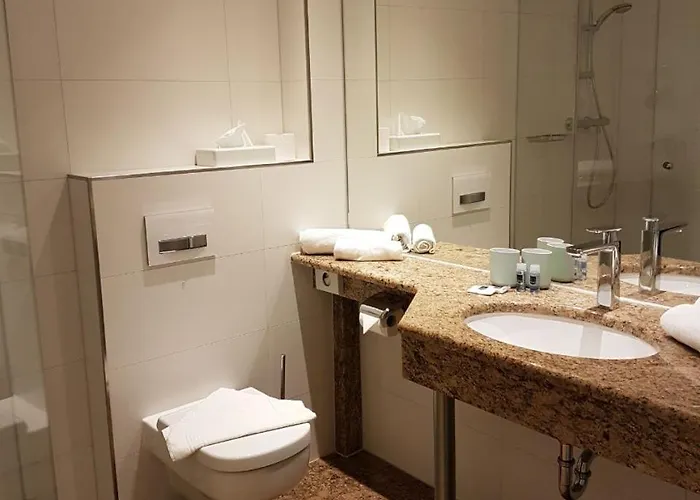 ホテル Fliegerheim